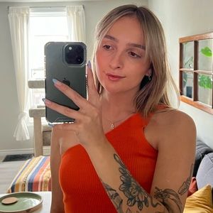 Meet your Posher, Alana